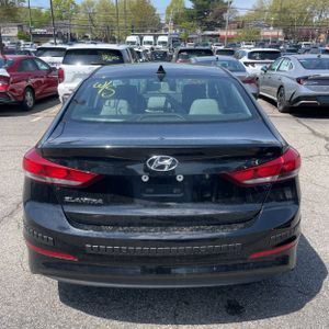 HYUNDAI ELANTRA SE - 7