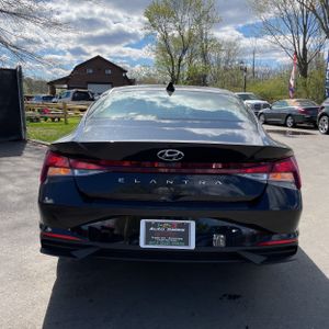 HYUNDAI ELANTRA SEL - 7