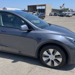 صورة مصغرة 13 لـ 2023 Tesla MODEL Y LONG RANGE