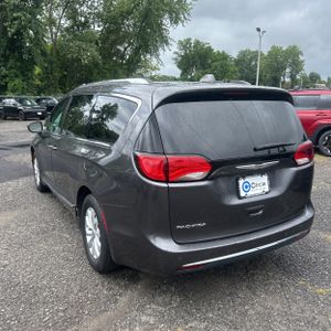 صورة 5 لـ 2019 Chrysler PACIFICA TOURING L