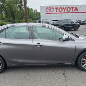 2017 Toyota CAMRY SE thumbnail 11