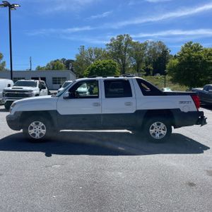 CHEVROLET AVALANCHE - 3