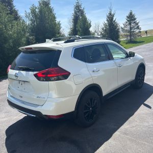 NISSAN ROGUE SV - 8