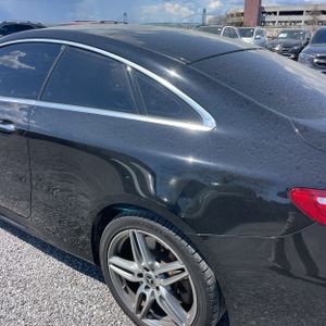 MERCEDES-BENZ E-CLASS - 6