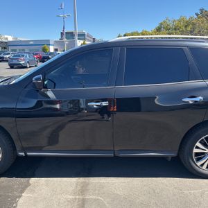 2020 Nissan PATHFINDER SV — фото 4