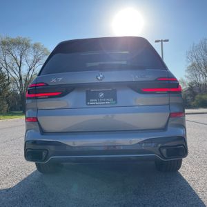 BMW X7 XDRIVE40I - 7