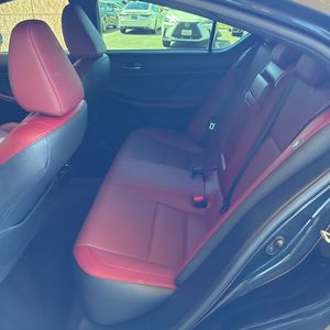 2023 Lexus IS 300 BASE — миниатюра 27