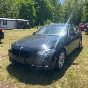 BMW 5 SERIES 528I - 1