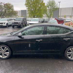 HYUNDAI ELANTRA LIMITED - 4
