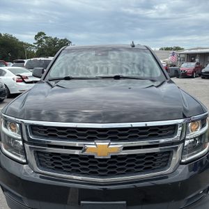 2019 Chevrolet SUBURBAN LT — миниатюра 14