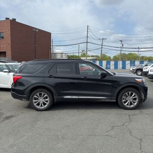 FORD EXPLORER XLT - 10