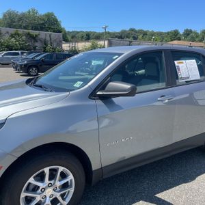 2023 Chevrolet EQUINOX LS 照片 2