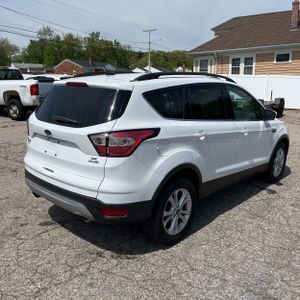 FORD ESCAPE SE - 8