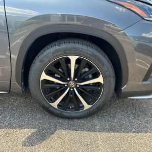 2021 Toyota HIGHLANDER XSE 照片 20