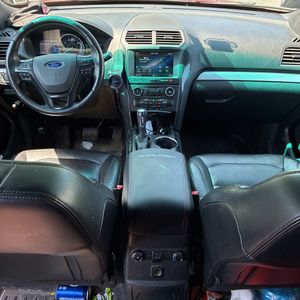 صورة مصغرة 36 لـ 2016 FORD EXPLORER XLT