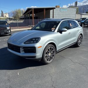 PORSCHE CAYENNE BASE - 1