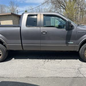 FORD F-150 LARIAT - 9