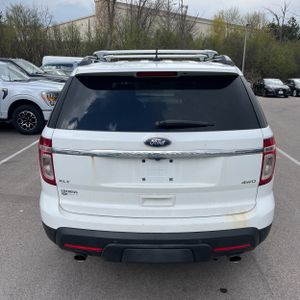 FORD EXPLORER XLT - 7