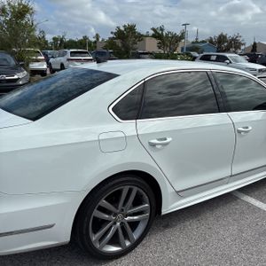 VOLKSWAGEN PASSAT 1.8T R-LINE - 9