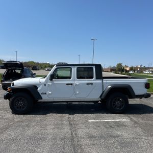 JEEP GLADIATOR - 3