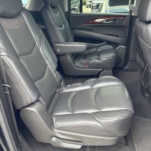 صورة 32 لـ 2018 Cadillac ESCALADE ESV LUXURY