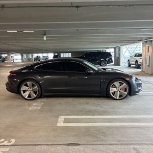 PORSCHE TAYCAN TURBO - 10