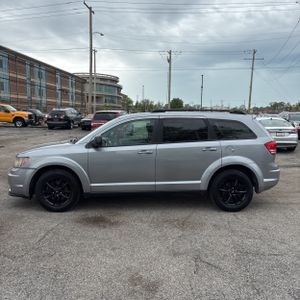 DODGE JOURNEY - 3