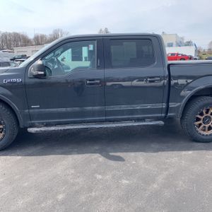 FORD F-150 XLT - 4