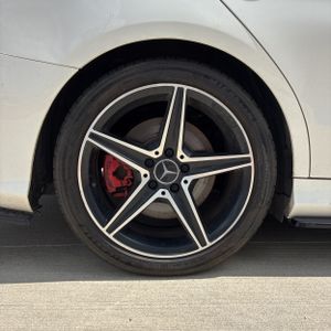 صورة مصغرة 19 لـ 2018 Mercedes-BENZ C-CLASS AMG