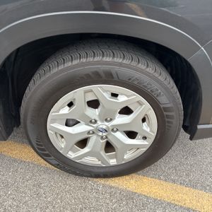 2019 Subaru FORESTER BASE — миниатюра 20