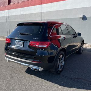 MERCEDES-BENZ GLC - 8