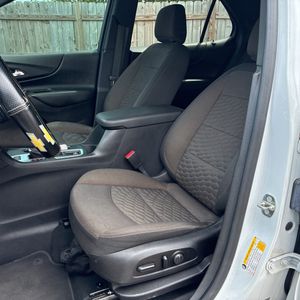 2019 Chevrolet EQUINOX LT — миниатюра 32