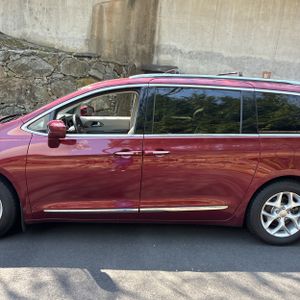 CHRYSLER PACIFICA TOURING L PLUS - 4