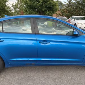2017 Hyundai ELANTRA SE thumbnail 11