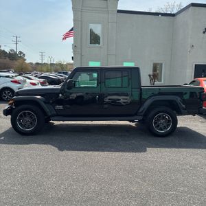 JEEP GLADIATOR - 3