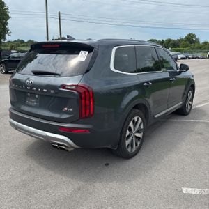 صورة 8 لـ 2021 KIA TELLURIDE S
