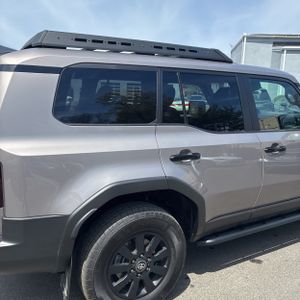 TOYOTA LAND CRUISER - 9