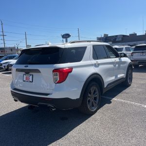 FORD EXPLORER XLT - 8
