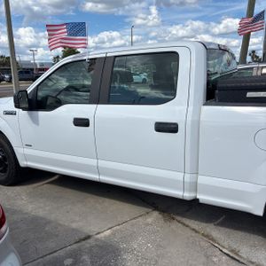 FORD F-150 XL - 4