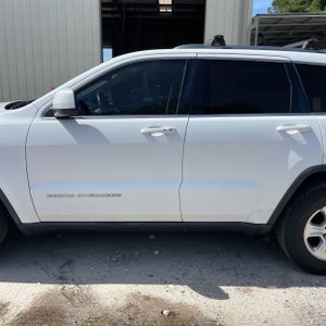 JEEP GRAND CHEROKEE LAREDO - 4