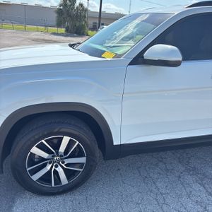 VOLKSWAGEN ATLAS SE - 2