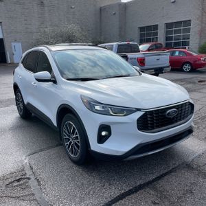 FORD ESCAPE PHEV - 7