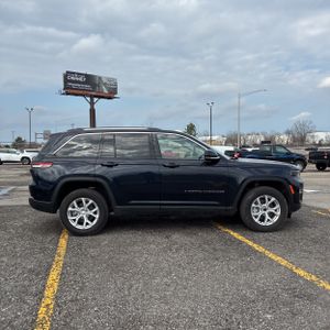 JEEP GRAND CHEROKEE LIMITED 4D SUV RWD - 10