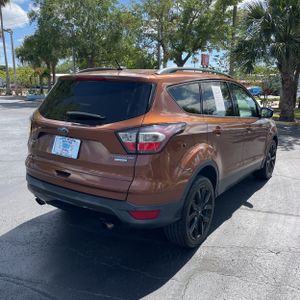 FORD ESCAPE TITANIUM - 8