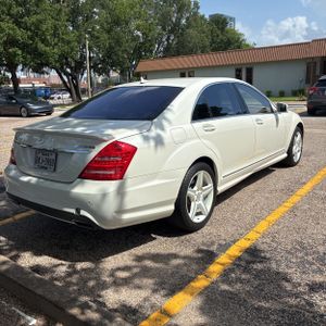 2010 Mercedes-BENZ S-CLASS photo 8