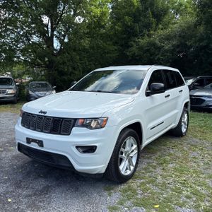 2017 JEEP GRAND CHEROKEE ALTITUDE — фото 1