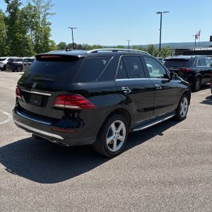 MERCEDES-BENZ GLE - 8