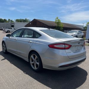 FORD FUSION SE - 5