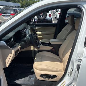 2023 JEEP GRAND CHEROKEE LIMITED 缩略图 30