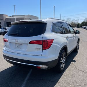 HONDA PILOT TOURING - 8